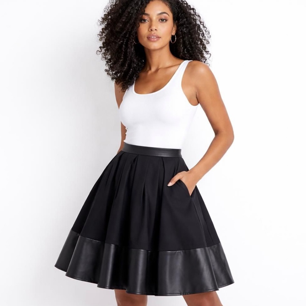 Banana Republic Vegan Circle Skirt with Side Pockets Black Women’s Size 4P